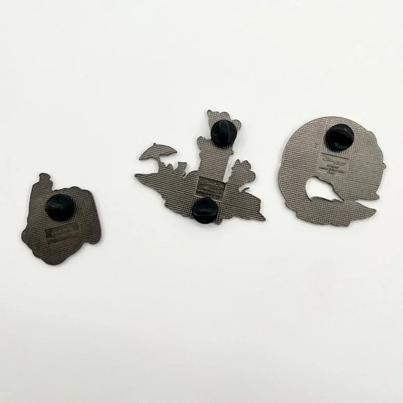 ☀️Disney Summer 2001 Pin Bundle☀️ - Picture 5 of 5